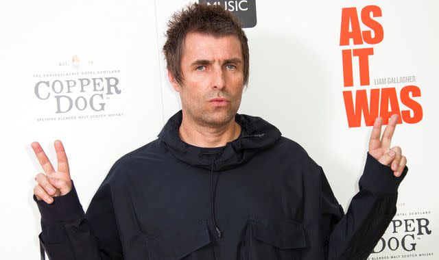 Liam Gallagher hips