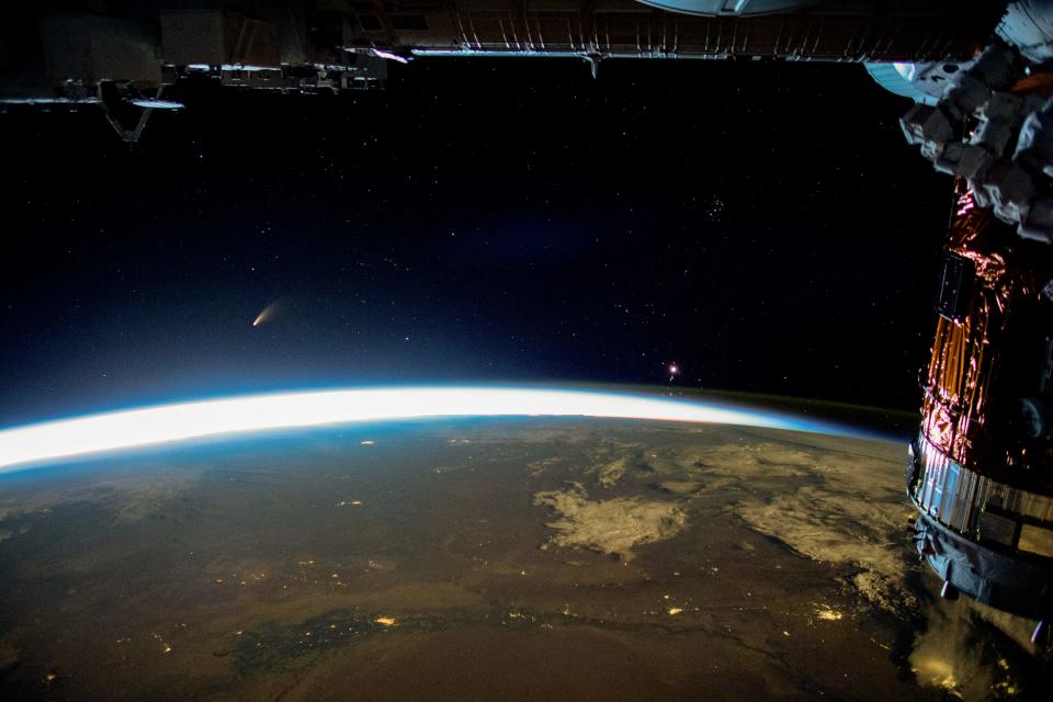 comet neowise astronaut photo orbital dawn earth international space station iss july 5 2020 ISS063 E 39875 business insider edit