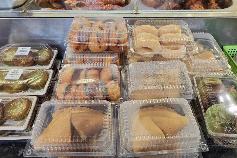 Malay kuih and desserts at Raina (Photo: Melati Kamaruddin)