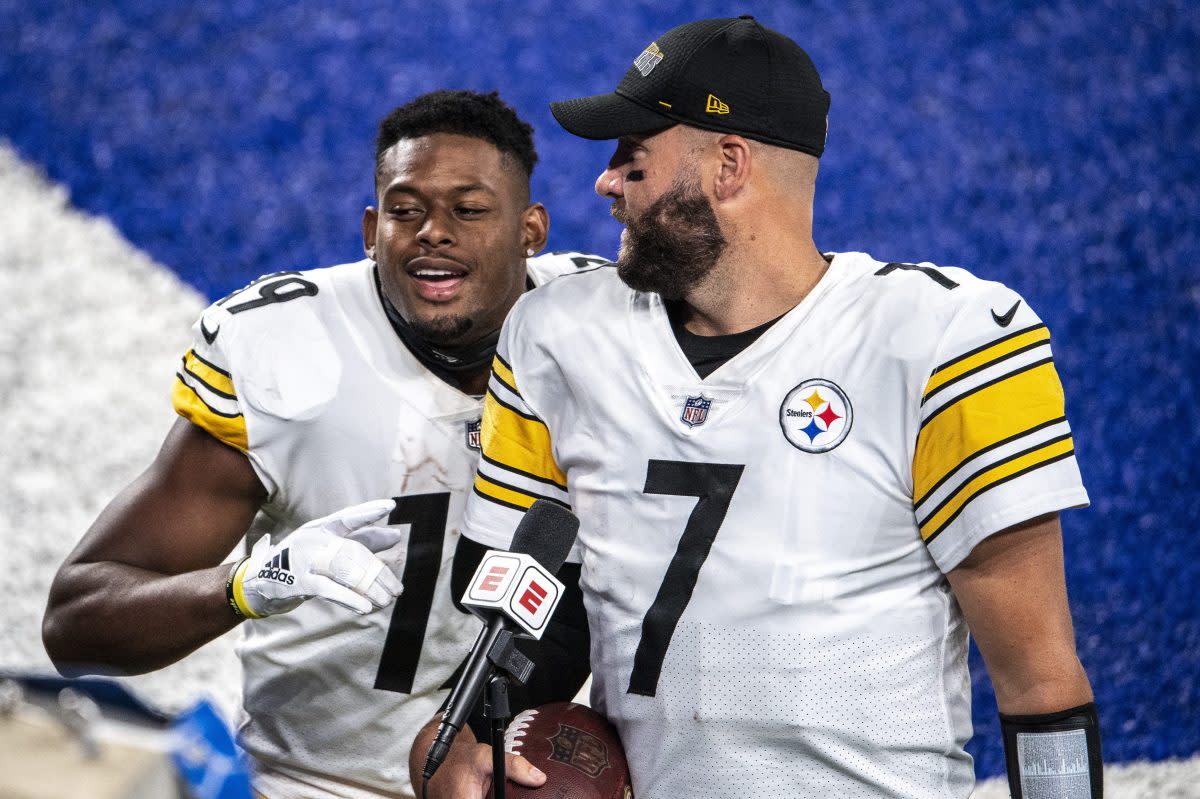 JuJu Smith-Schuster interrupts Ben Roethlisberger