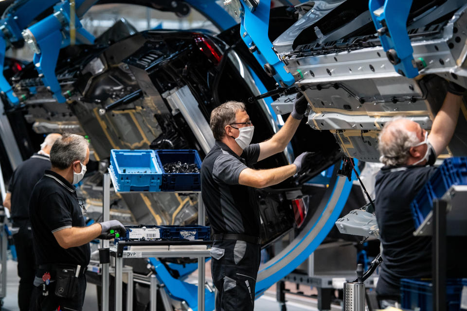 SINDELFINGEN, GERMANY - SEPTEMBER 02: Workers assemble the new S-Class Mercedes-Benz passenger car at the new "Factory 56" assembly line at the Mercedes-Benz manufacturing plant on September 2, 2020 in Sindelfingen, Germany. The luxury car is the 11th generation S-Class and is scheduled to reach dealers in November. (Photo by Lennart Preiss/Getty Images)