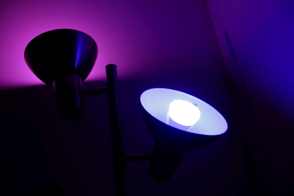 Philips Hue White Color A19 Review