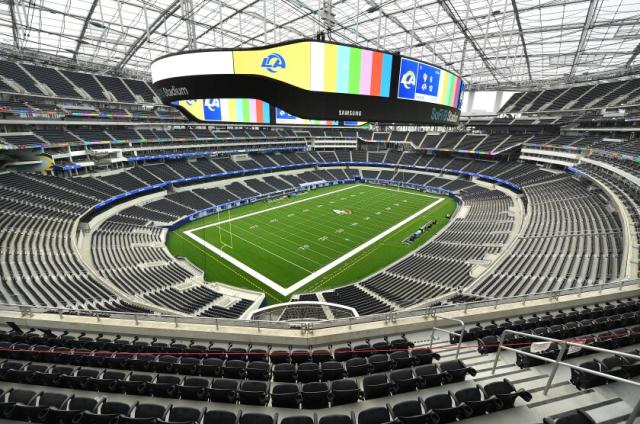 Houston, Texas, USA. 22nd Nov, 2015. A stadium view of NRG Stadium