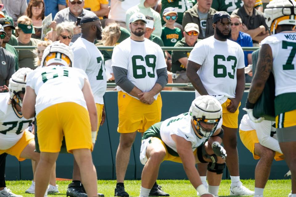 Packers shuffling offensive line combinations to start training camp