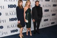 <p>Sylvester Stallone avec sa femme Jennifer Flavin et sa fille Sistine Stallone à la première du documentaire HBO "Very Ralph" à Los Angeles le 11 novembre 2019. </p>