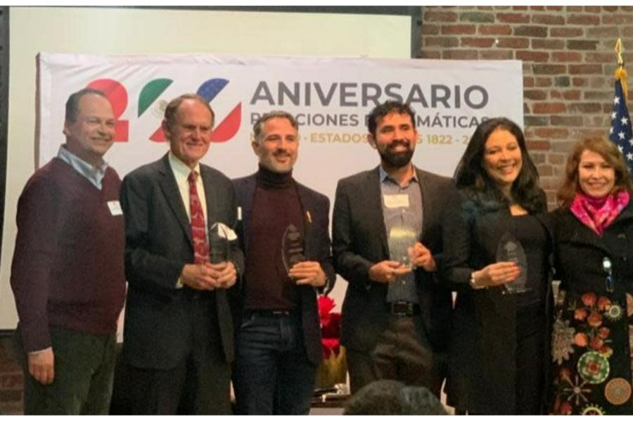 Tijuanenses reciben el reconocimiento de innovadores por el consulado de México en San Francisco