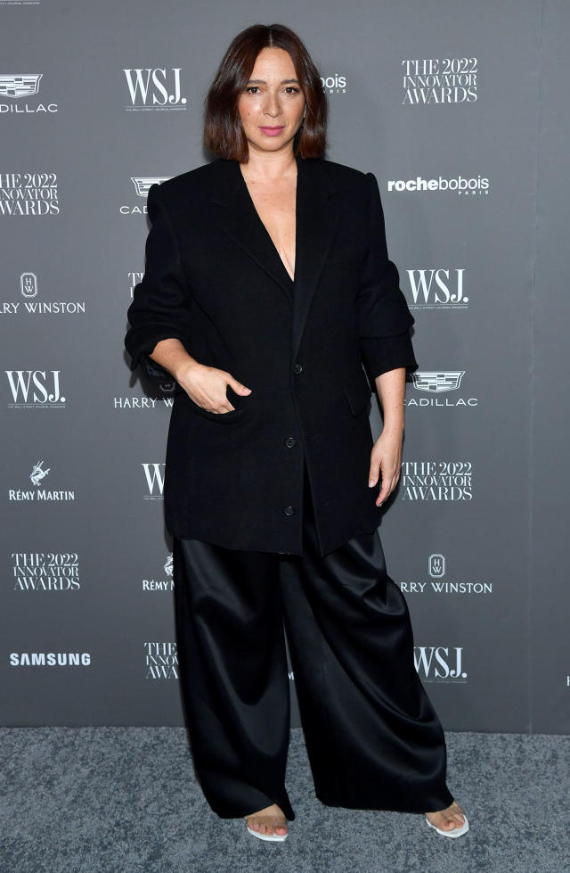 WSJ. Magazine 2022 Innovator Awards: Margot Robbie Plays It Cool in a Retro  Suit, Plus More