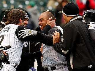 Padres sock five homers in victory over Rockies