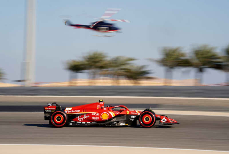 Spanish Formula 1 driver Carlos Sainz of team Ferrari, drives during the third practice of the Bahrain Grand Prix at the Bahrain International Circuit. David Davies/PA Wire/dpa