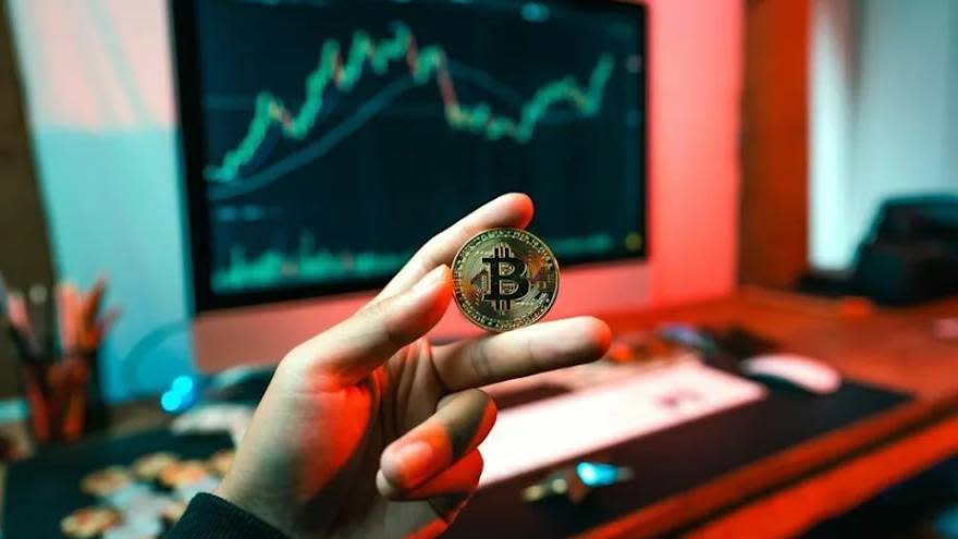 Los requisitos para abrir una cuenta en una exchange son bastante similares y luego de llevarlos adelantes se puede comenzar a operar con Bitcoin, por ejemplo