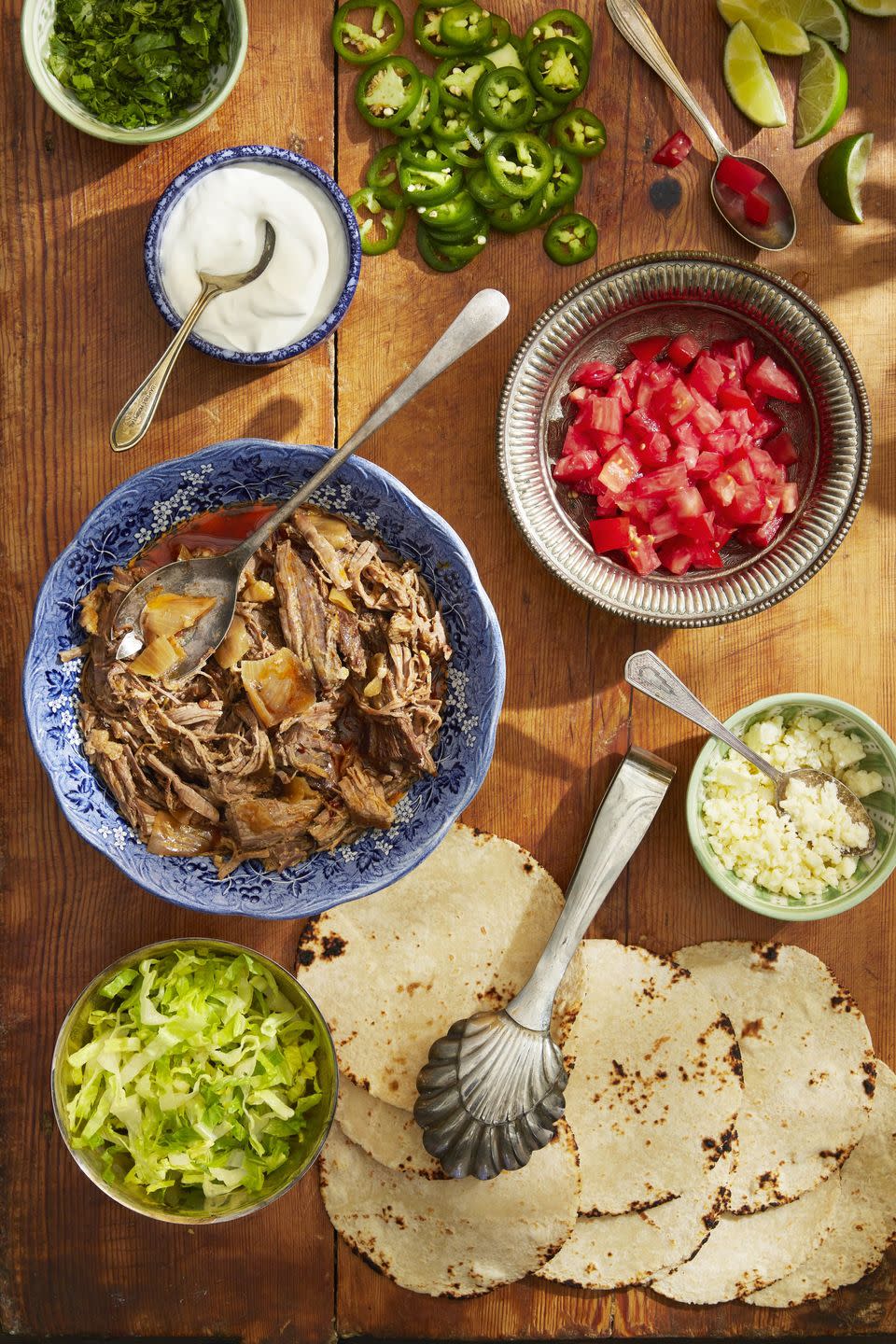 slow cooker beef tacos