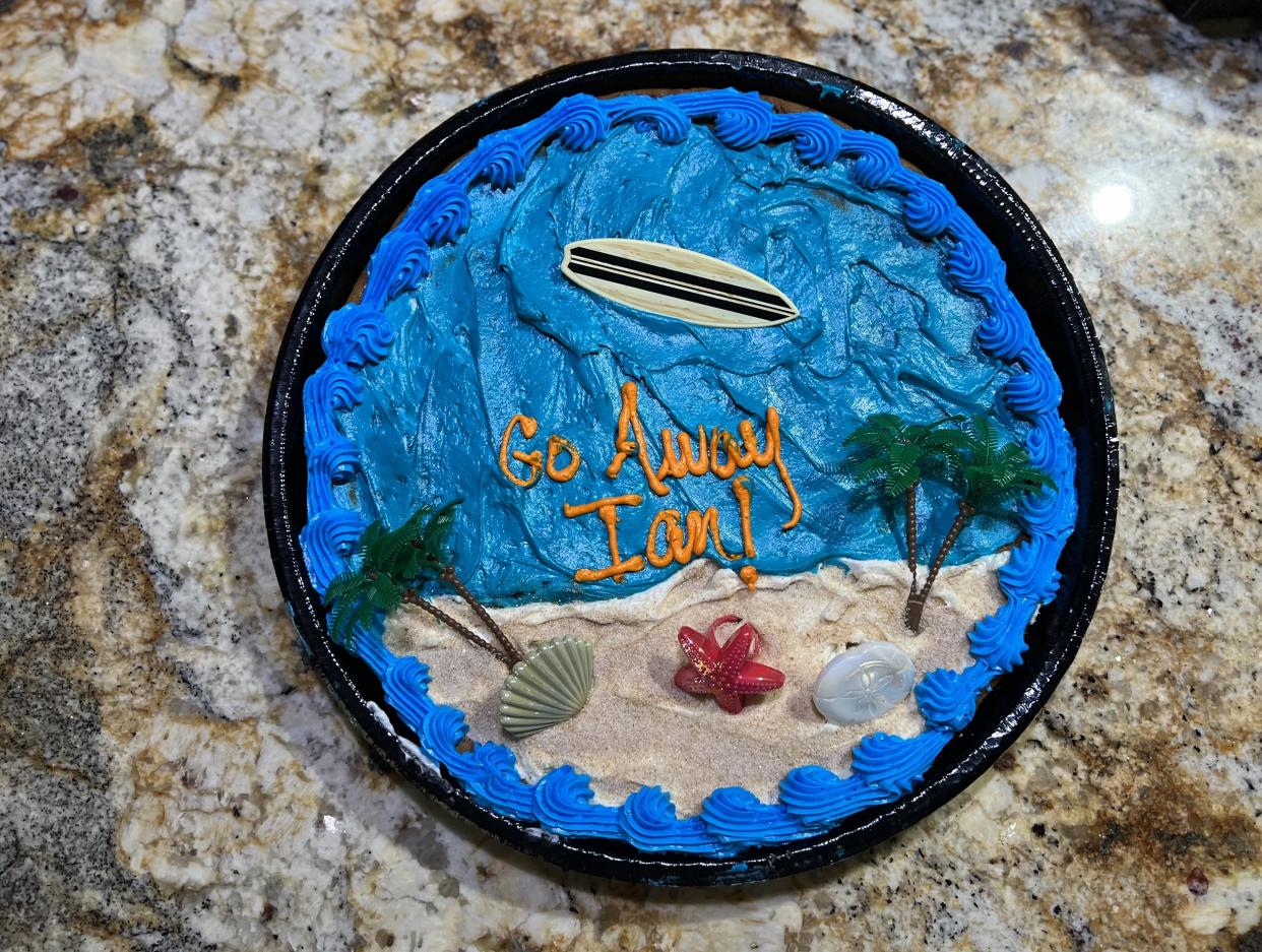 This year's Publix hurricane cake looks a bit different. (Photo: Terri Peters)