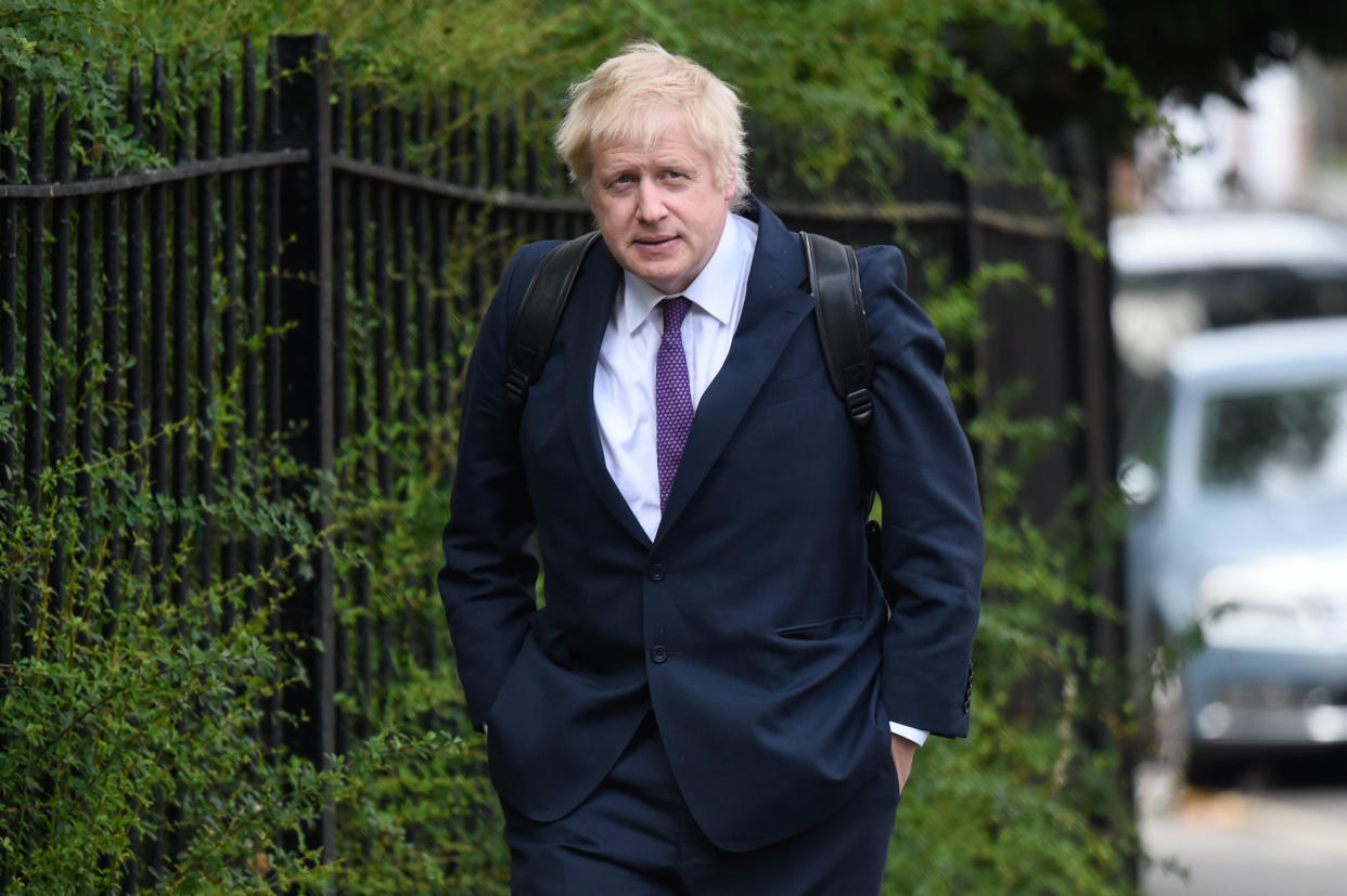 LONDON, ENGLAND - MAY 27: Boris Johnson arrives at the home of his girlfriend Carrie Symonds on May 27, 2019 in London, England. Mr Johnson is in the running for leader of the Conservative party following the announcement of Prime Minister Theresa May's resignation. (Photo by Peter Summers/Getty Images)