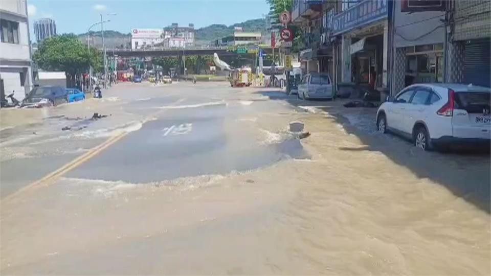 鶯歌陸續恢復供水　搶救文化路全線通行