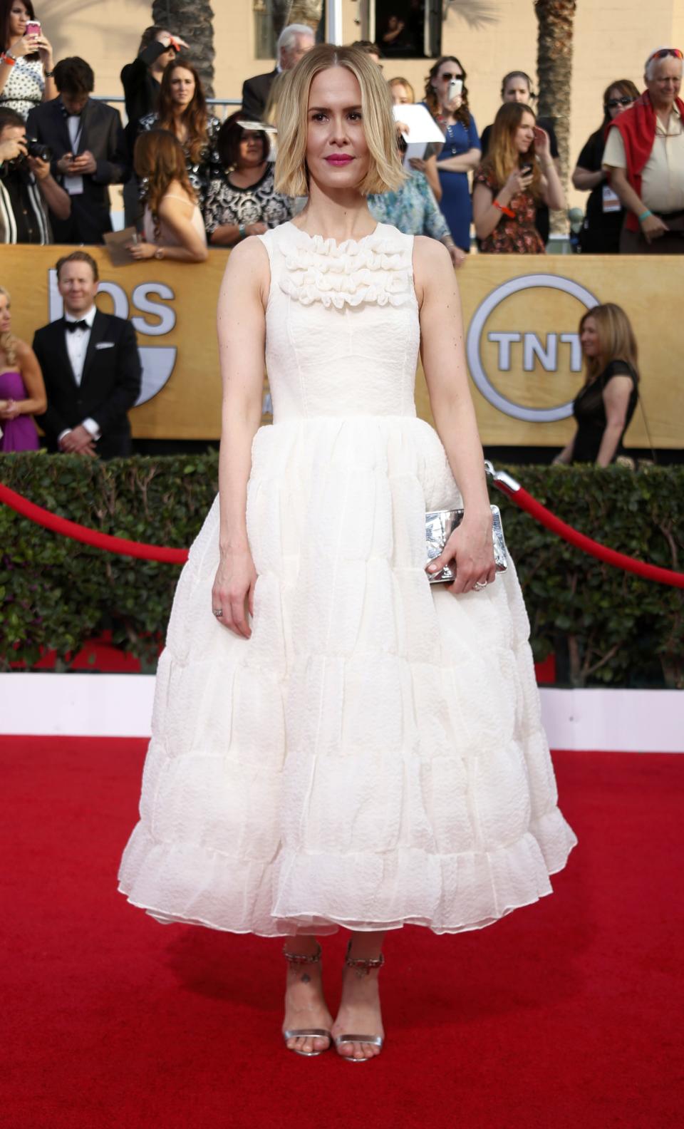 Actress Sarah Paulson from the film "12 Years a Slave" arrives at the 20th annual Screen Actors Guild Awards in Los Angeles, California January 18, 2014. REUTERS/Lucy Nicholson (UNITED STATES Tags: ENTERTAINMENT)(SAGAWARDS-ARRIVALS)