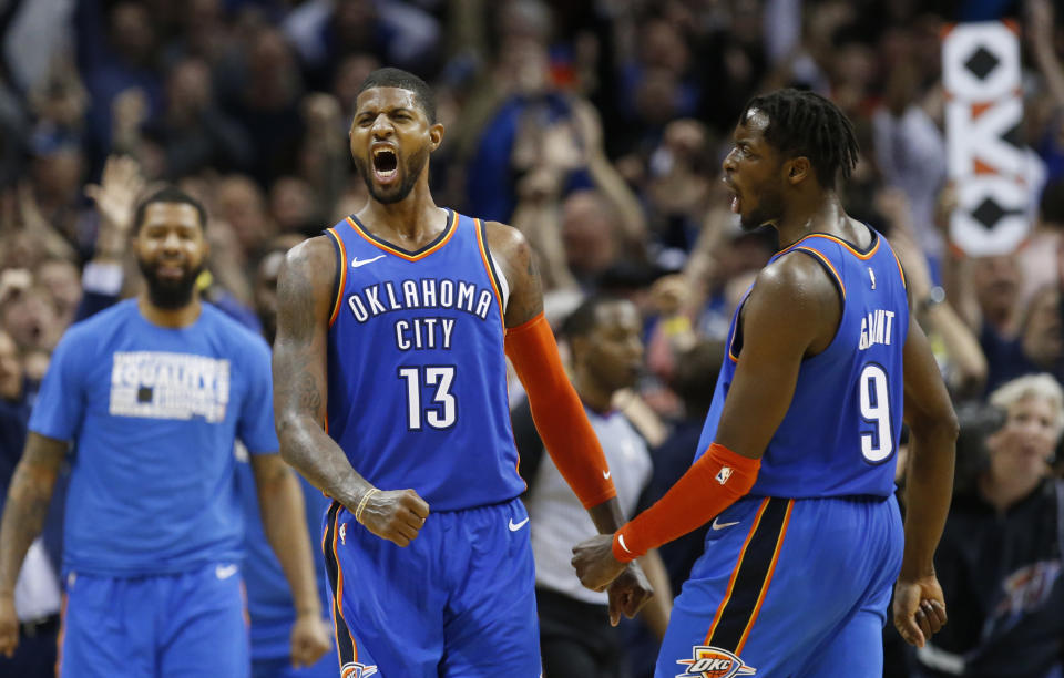 Oklahoma City Paul George (13) (AP Foto/Sue Ogrocki)