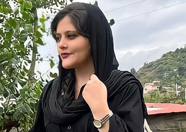 Mahsa Amini, la joven de 22 años que murió en Irán