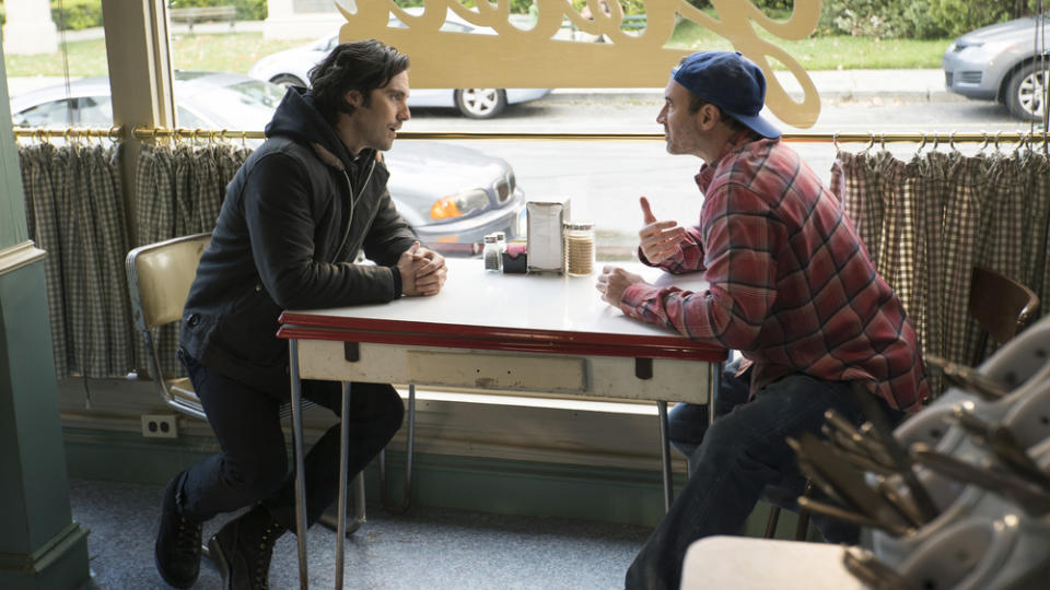 Jess (Milo Ventimiglia, l.) und Luke (Scott Patterson) in Luke's Diner