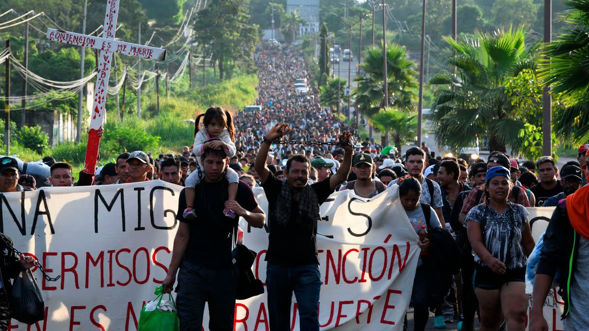 A video purported to show a large migrant caravan leaving southern Mexico for the US border in late October 2023. 