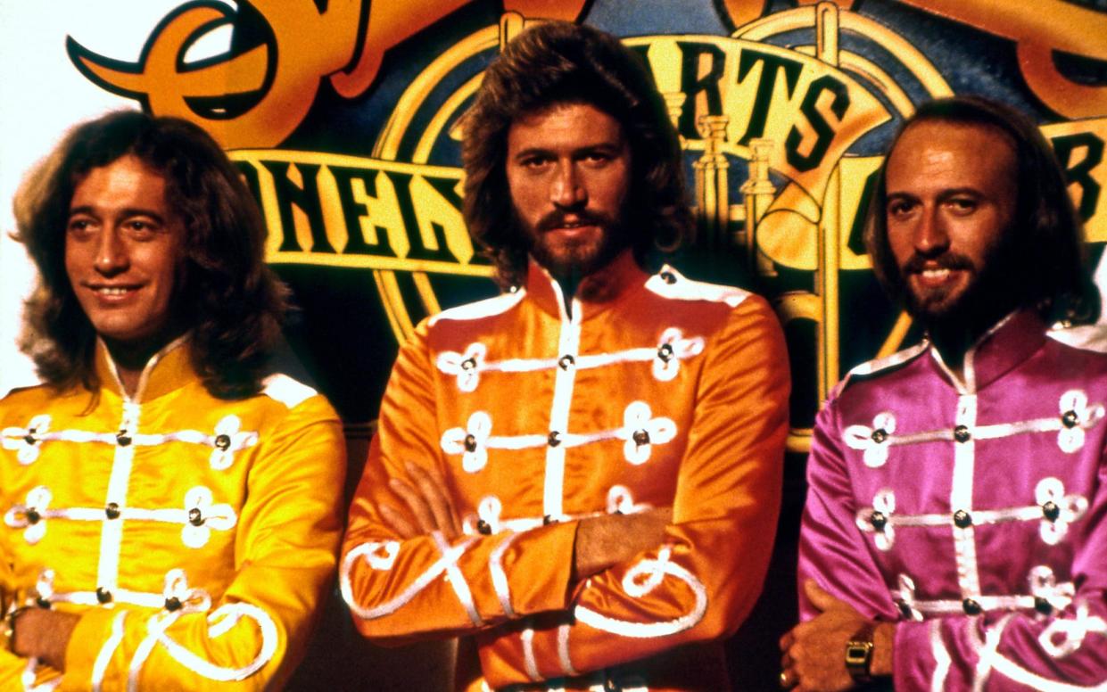 Robin, Barry and Maurice Gibb in Sgt. Pepper’s Lonely Hearts Club Band - Alamy