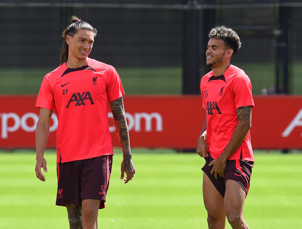 Darwin Nunez (left) has been slow to adapt to the English Premier League, unlike his Liverpool teammate Luis Diaz. 