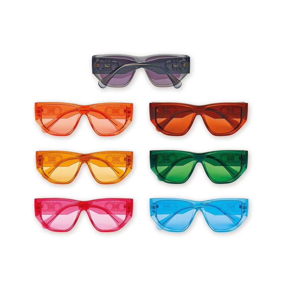 Ferragamo夏日永續材質墨鏡迷你系列推出7種透明色調和霓虹色彩，各NT$9,900。（Salvatore Ferragamo提供）