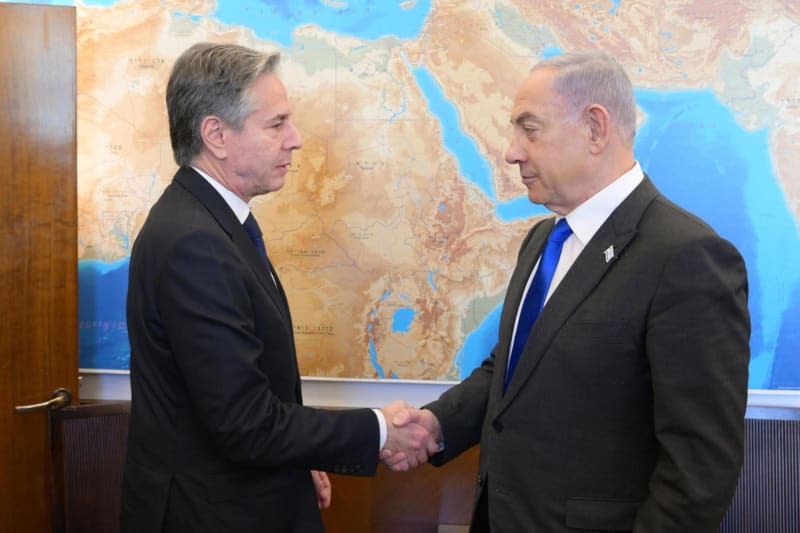 Prime Minister of Israel Benjamin Netanyahu (R) receives US Secretary of State Antony Blinken. Blinken will travel to Israel at the end of the week as differences between Washington and Benjamin Netanyahu's government over the Gaza war intensify. Amos Ben-Gershom/GPO/dpa