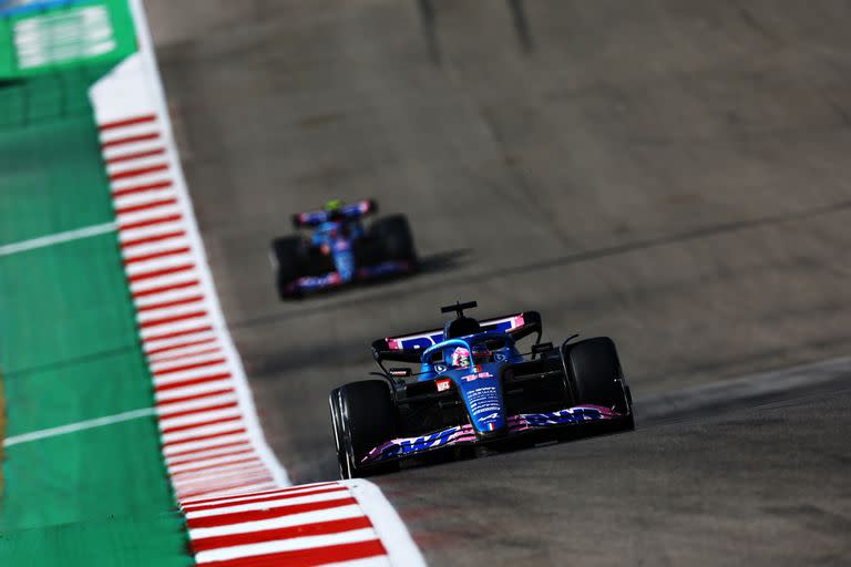 Fernando Alonso y Esteban Ocon, protagonistas de lo bueno y lo malo que enseñó Alpine en Brasil