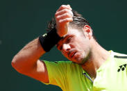 Tennis - Monte Carlo Masters - Monaco, 15/04/2016. Stan Wawrinka of Switzerland wipes his face during his match against Rafael Nadal of Spain. REUTERS/Eric Gaillard