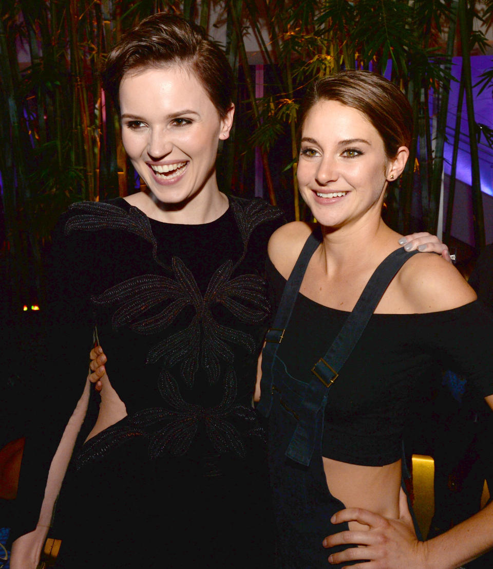 LOS ANGELES, CA - MARCH 18:  Writer Veronica Roth (L) and actress Shailene Woodley pose at the after party for the premiere of Summit Entertainment's 'Divergent' at The Armand Hammer Museum on March 18, 2014 in Los Angeles, California.  (Photo by Kevin Winter/Getty Images)