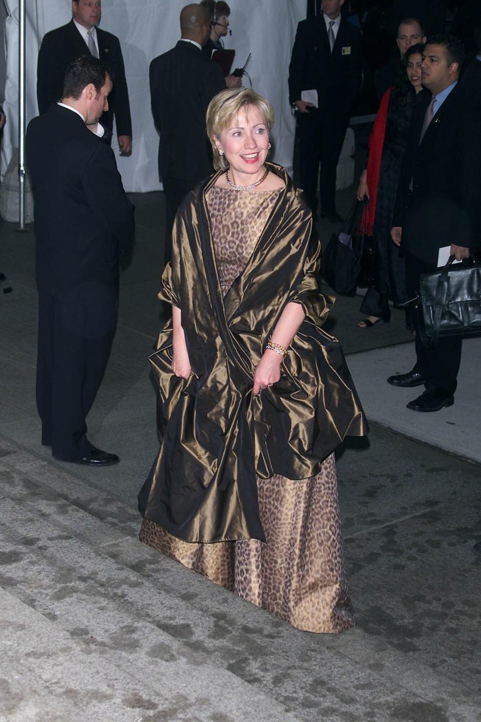 hillary clinton 2001 met gala