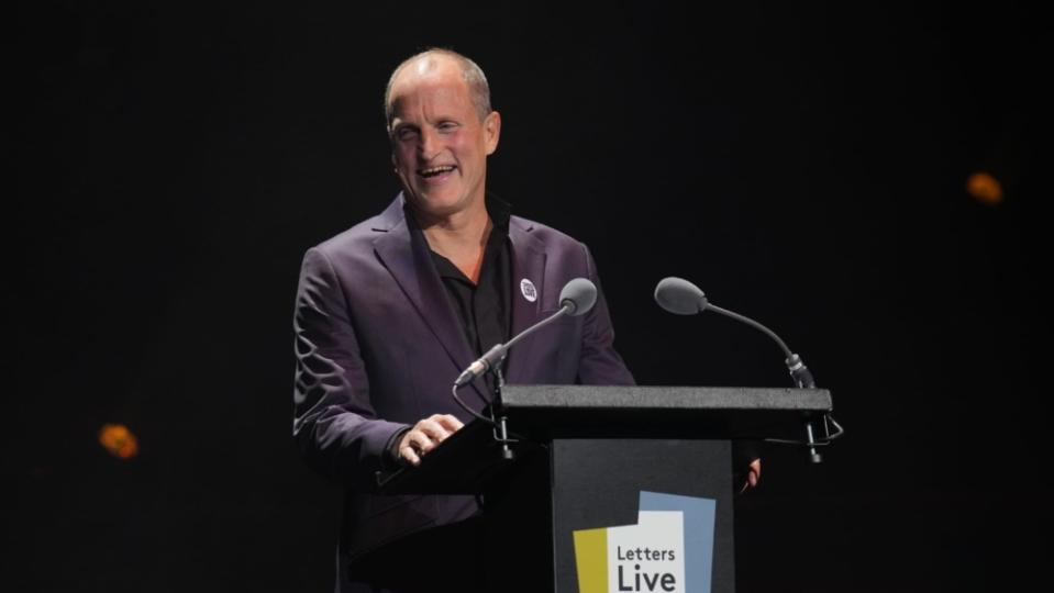 Woody Harrelson at “Letters Live” 2023 (Andy Paradise)