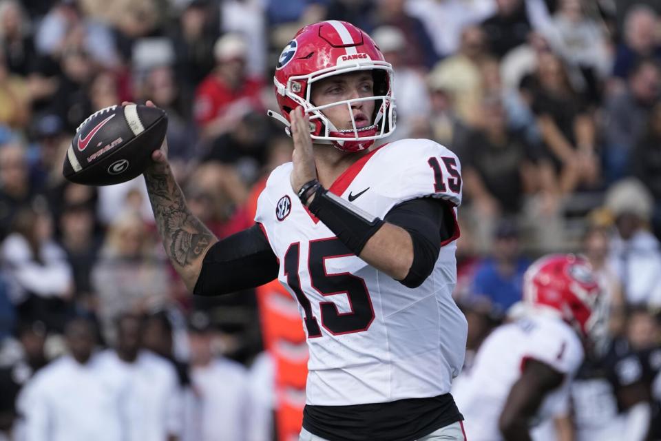 Georgia quarterback Carson Beck passes against Vanderbilt on Oct. 14.