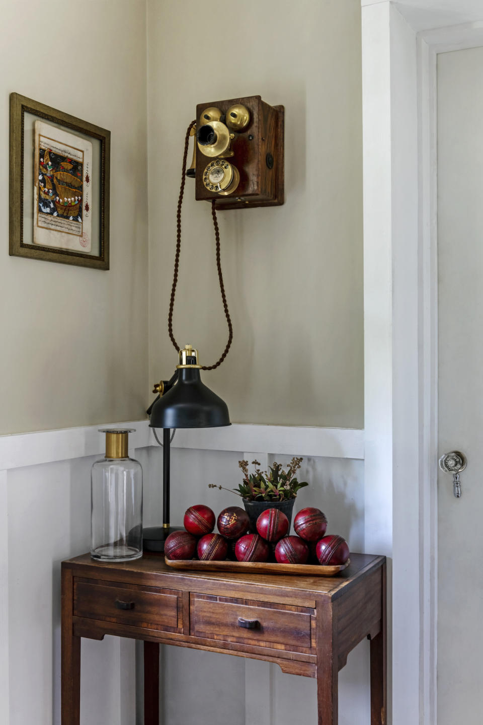 Incorporate vintage details and quirky displays