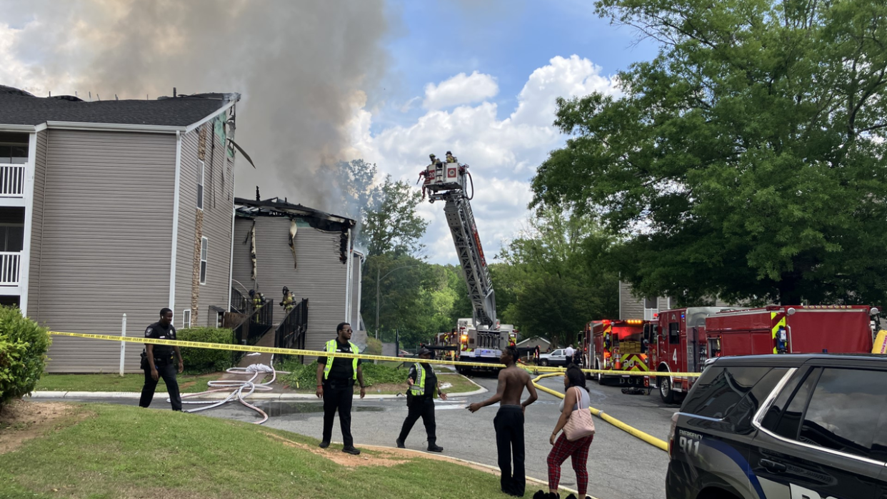 <div>Firefighters battle a blaze at a DeKalb County apartment complex which left one person dead on May 5, 2024.</div> <strong>(FOX 5)</strong>