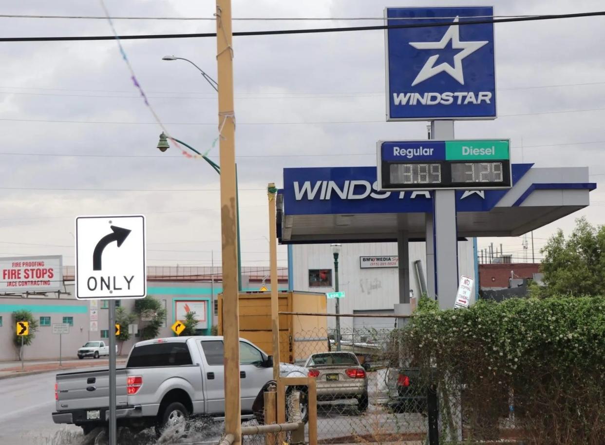 The price of a gallon of regular unleaded gasoline averaged $3.95 across El Paso on Wednesday. Prices at the Windstar gas station on Paisano Drive Downtown were a little lower than average.