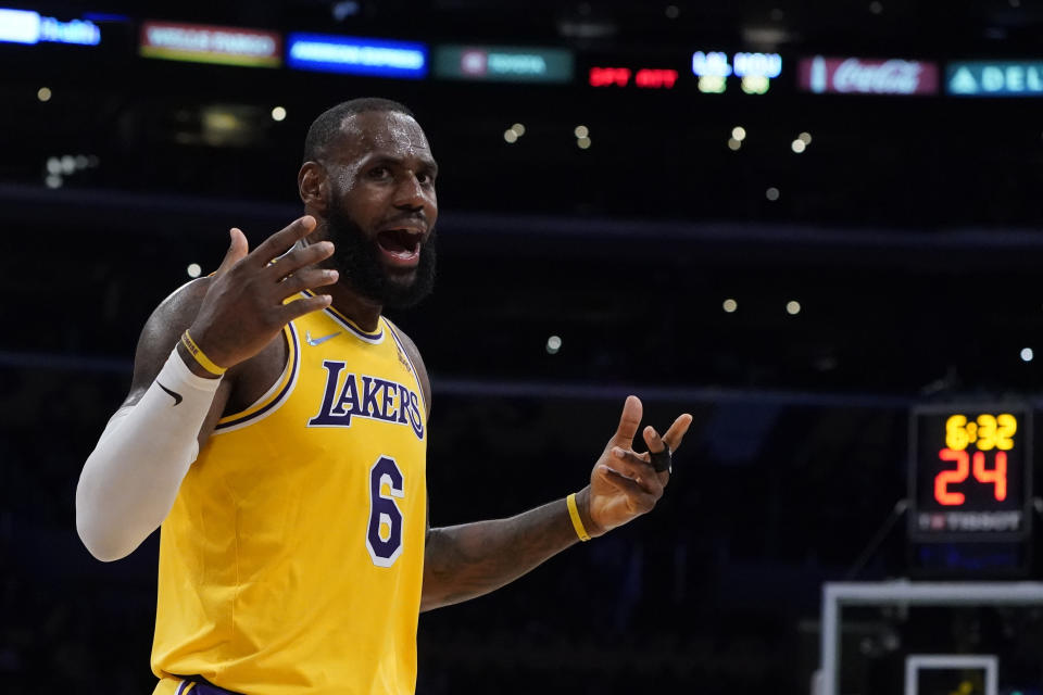 Los Angeles Lakers forward LeBron James and his team are off to a mediocre start. (AP Photo/Marcio Jose Sanchez)