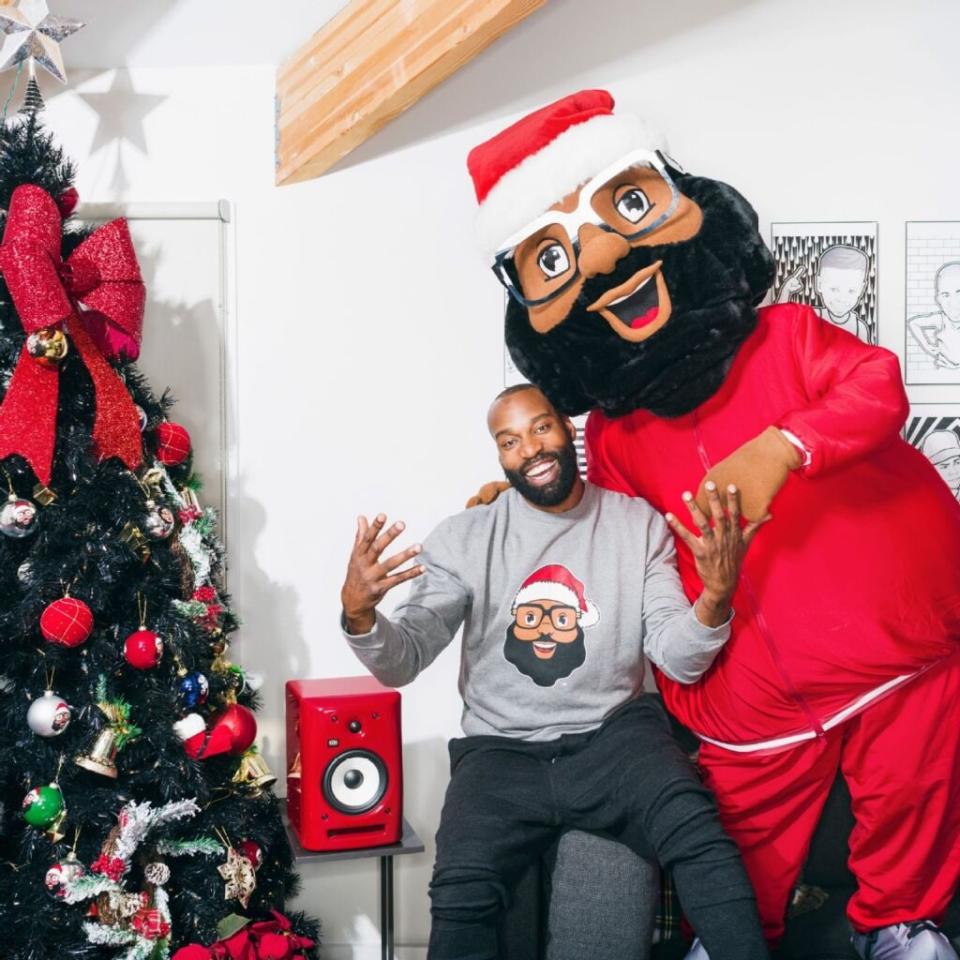 Baron Davis teams up With Crypto.com NFT for a ‘Black Santa’ holiday collection