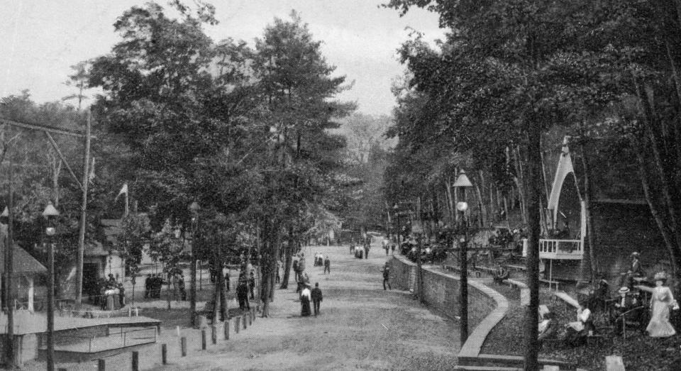 An early postcard view of Ross Park around 1880.