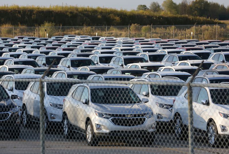 FILE PHOTO: Chevrolet Equinox SUVs are parked awaiting shipment near the General Motors Co (GM) CAMI assembly plant in Ingersoll