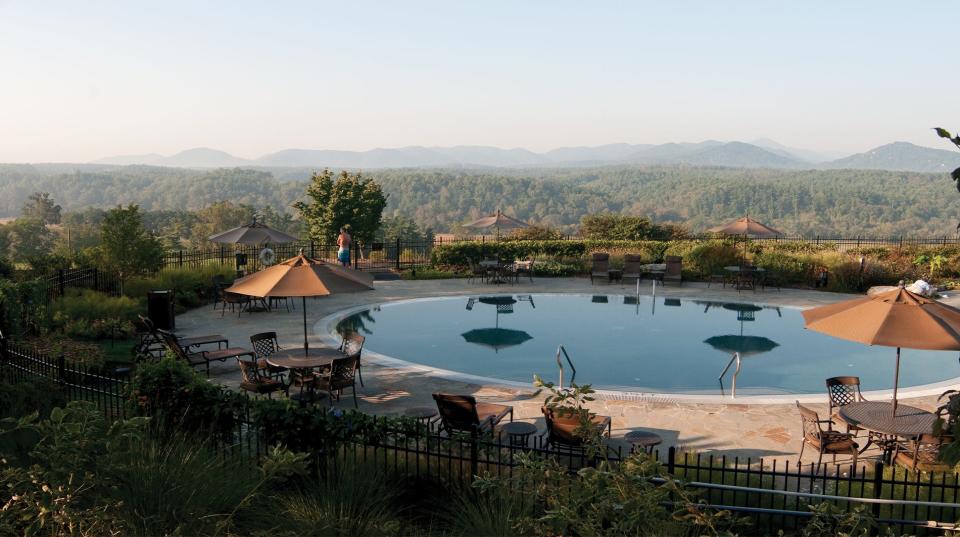 The Inn on Biltmore Estate offers poolside dining.