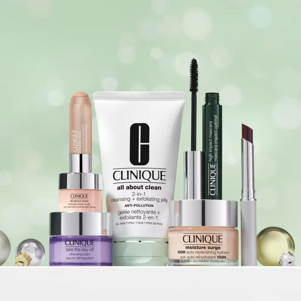The Clinique set is an ideal gift for a loved one this Christmas. (Clinique) 
