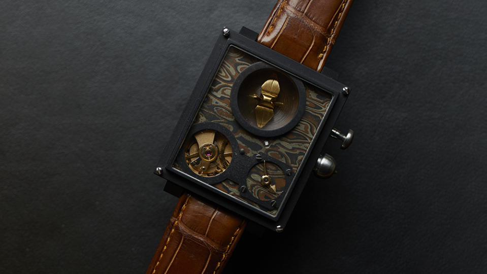 The Masahiro Kikuno Orizuru prototype combines a minute repeater with a moving origami crane automaton at 12 o’clock.