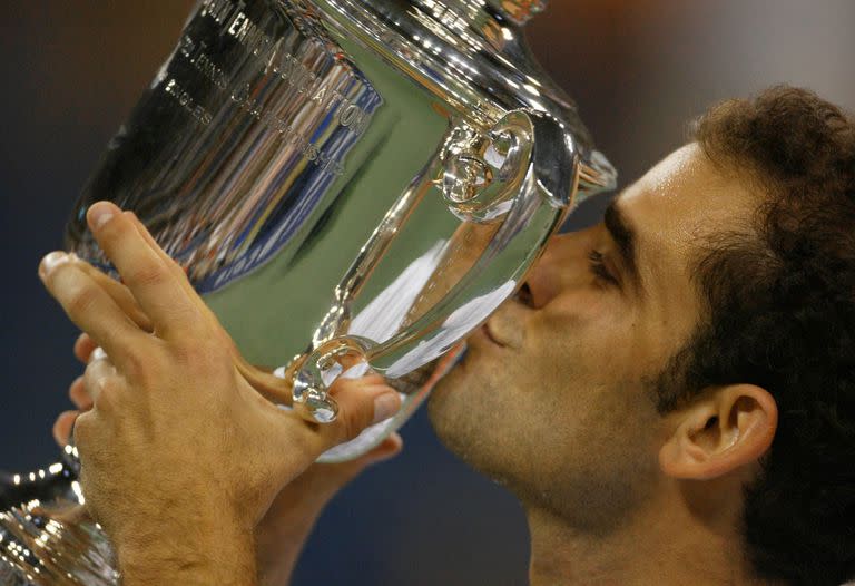 Despedida cinematográfica de Pistol Pete: el 8 de septiembre de 2002, el estadounidense Pete Sampras conquistó el US Open al vencer a Andre Agassi en la final y no volvió a jugar al tenis profesional