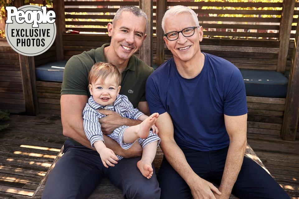 anderson-cooper-reveals-the-adorable-way-son-wyatt-18-months-answers