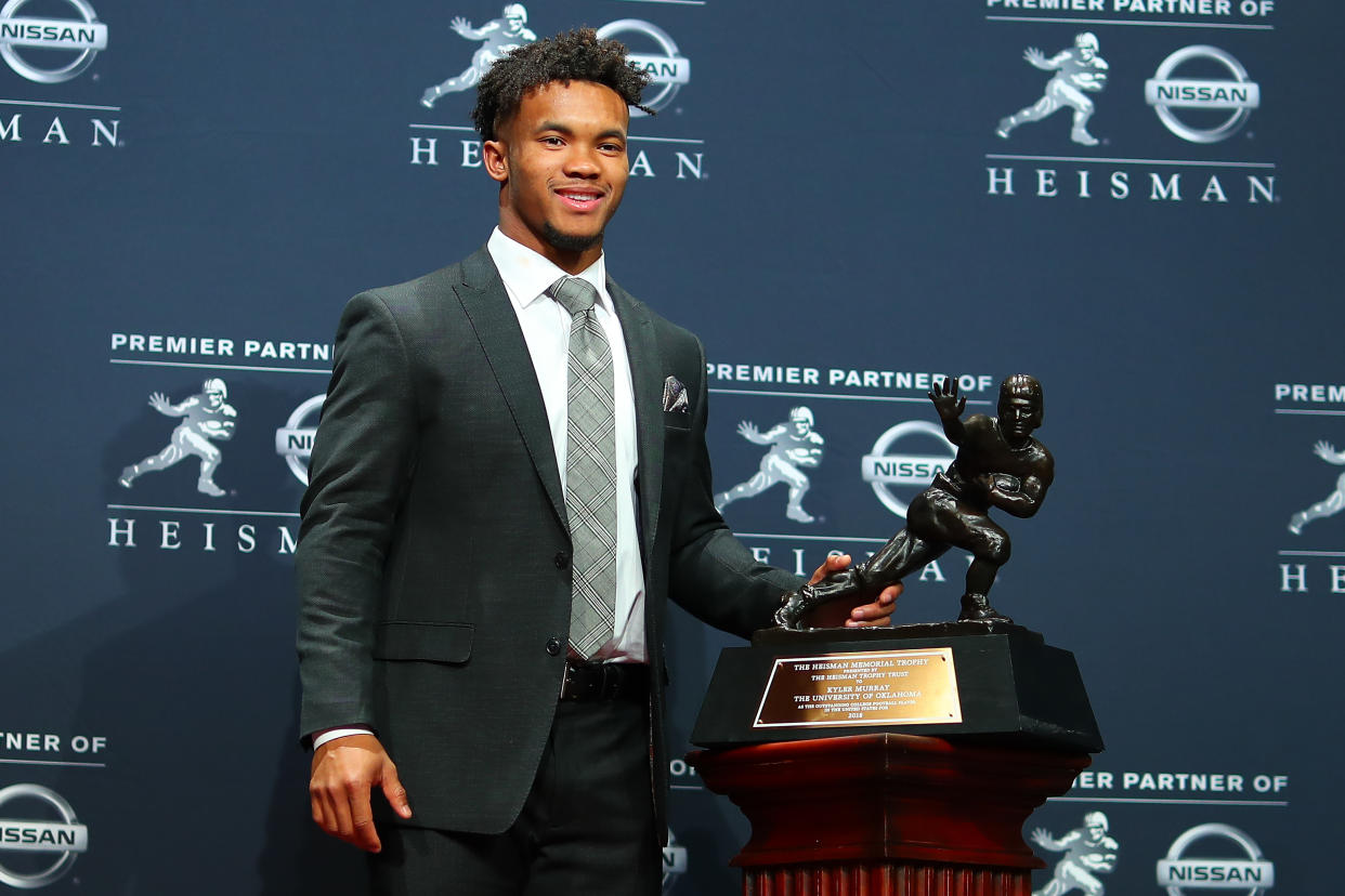 Oklahoma quarterback Kyler Murray poses for photos after winning the 84th Heisman Trophy on Dec. 8, 2018, at the New York Marriott Marquis in New York. (Image: Rich Graessle/Icon Sportswire)