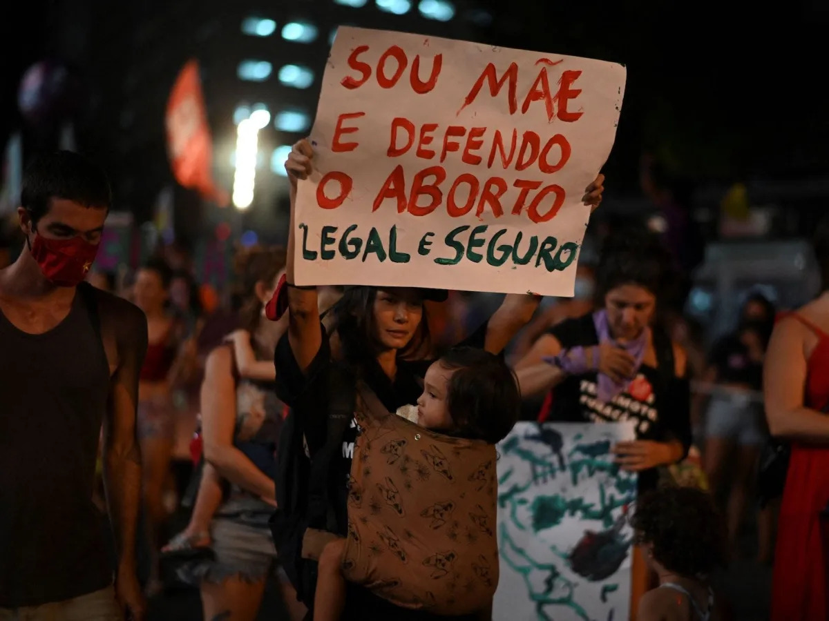 A judge in Brazil ordered a 10-year-old rape victim to be removed from her famil..