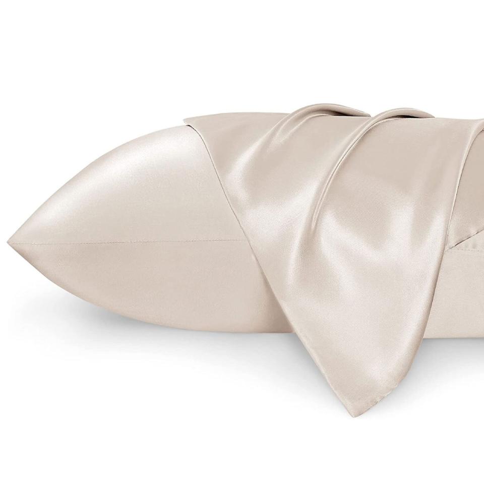 BEDSURE SATIN PILLOWCASE