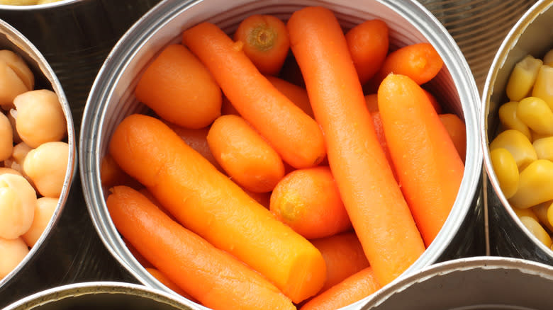 many canned carrots