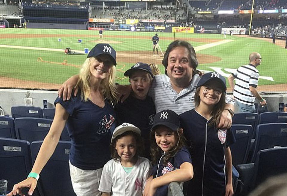 Kellyanne and George Conway with their four children Claudia, Vanessa, Charlotte, and George (Twitter / Kellyanne Conway)